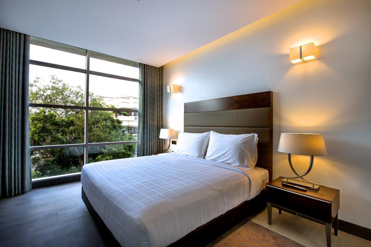 Space Hotel And Apartments Dhaka Room photo